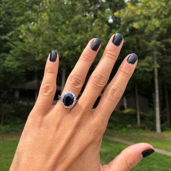 SOLD (IDNID) White Gold Sapphire Diamond Halo Ring - Picture 5 of 12